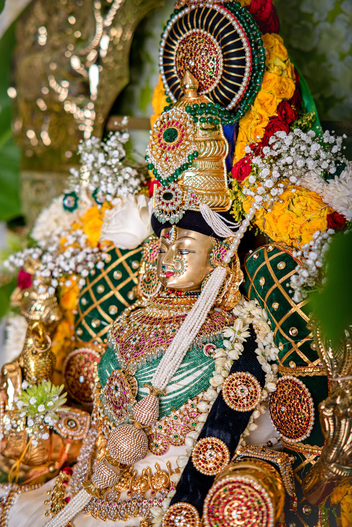 Jadau Koppu Pathakam - Pearl Head Bun Ornament with Pathakam