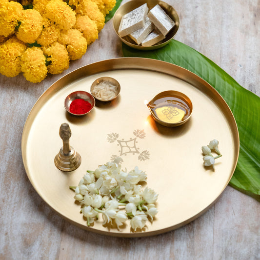 Riwaj Serving Tray – A Blend of Tradition & Elegance