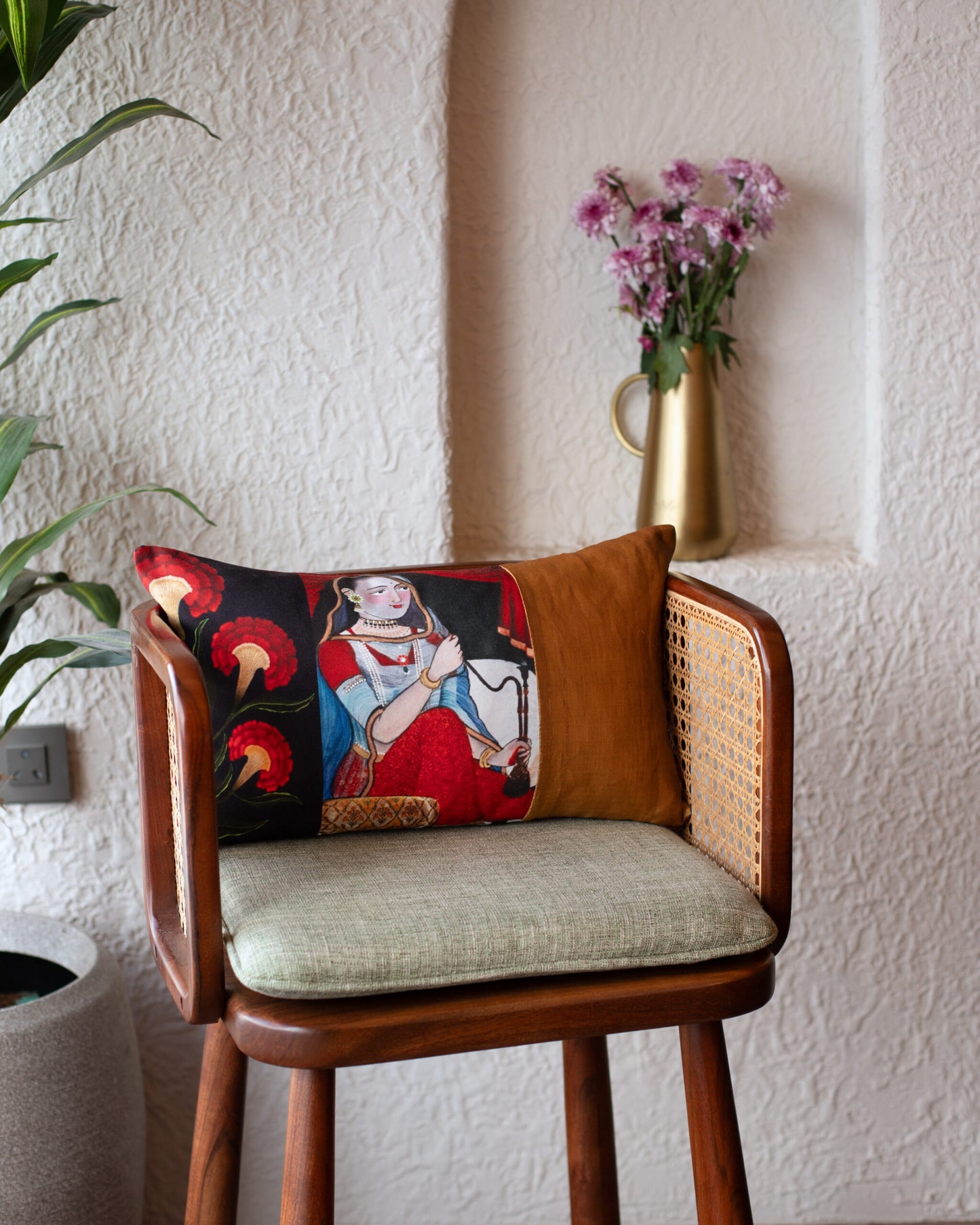 Naikas Elegance – A Touch of Royalty for Your Home