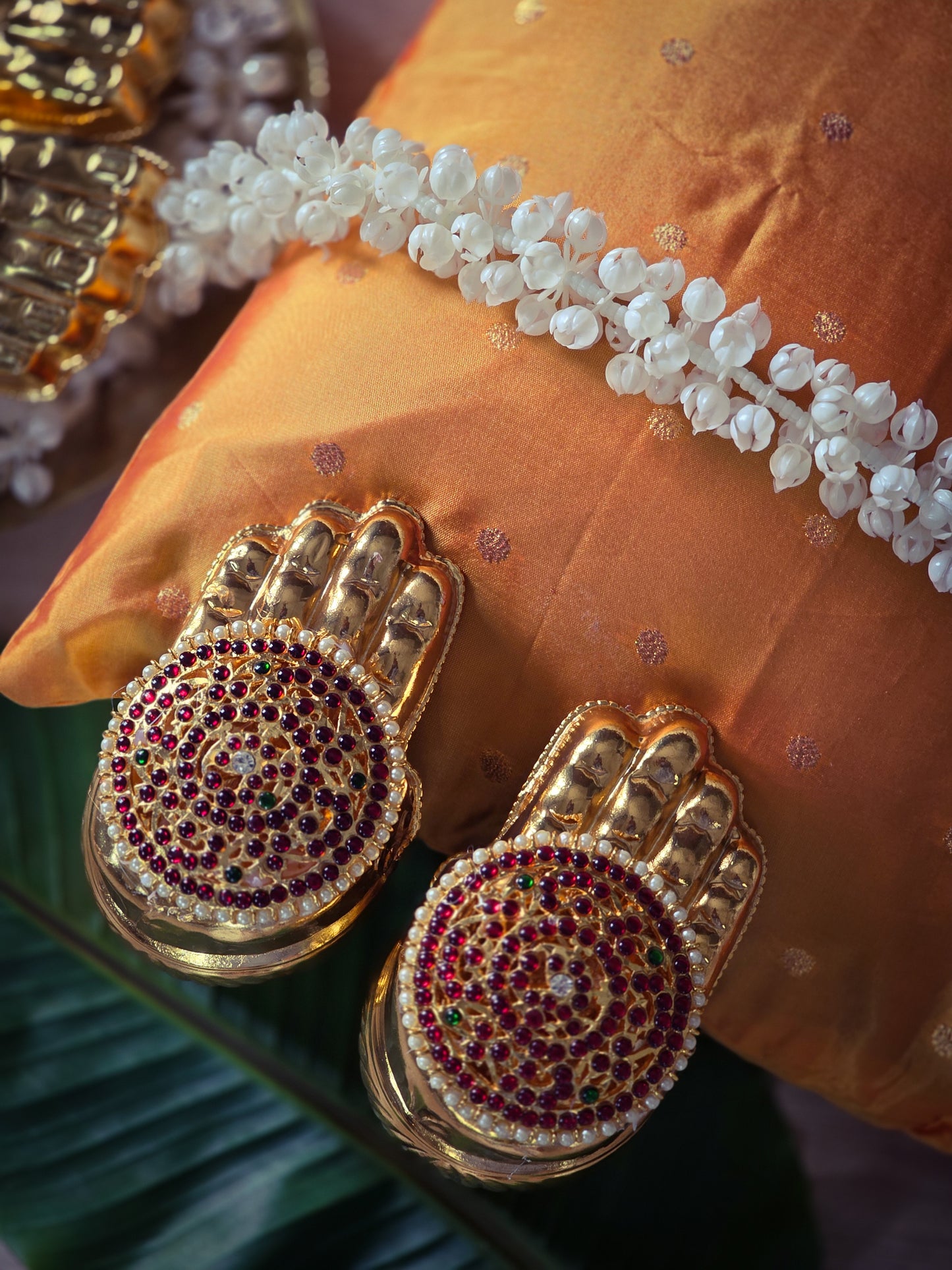Divya Sparsha – Brass Hastham Paadham with Jadau Studdings