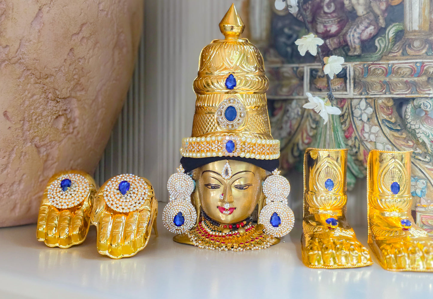 Swarna Neelam - Ratna Bindu Collection