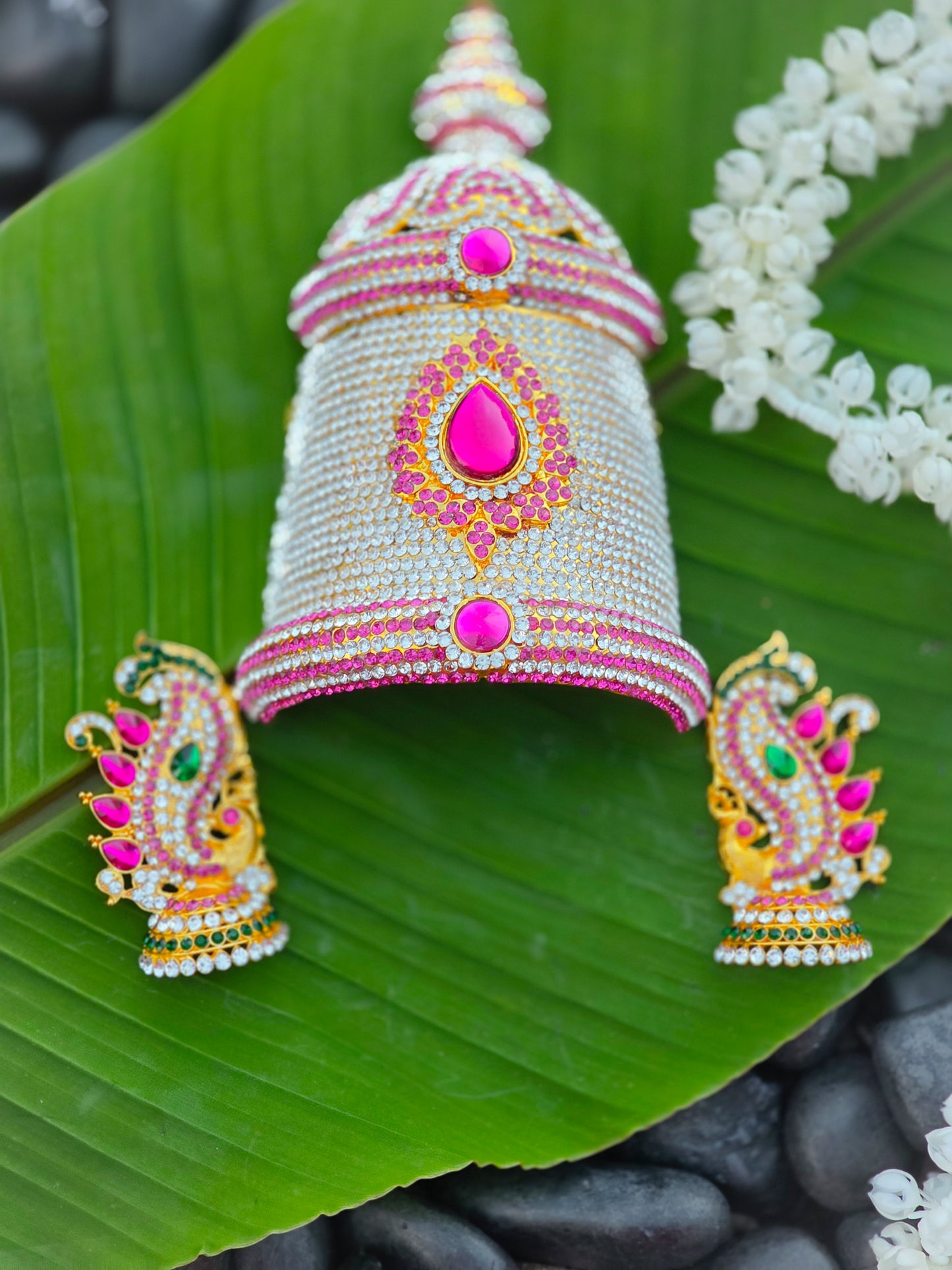 Padmaraga Kiritam - crown of the lotus gem