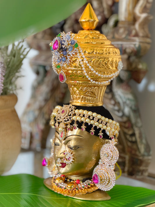 Padmaraaga Pushpa Kireetam