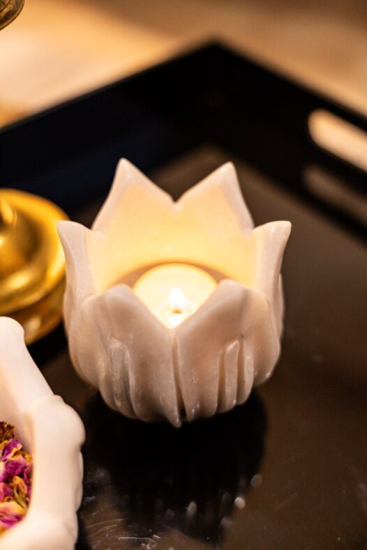 Sweta Padma Deepakam — Lotus Diyas in Carved Marble Purity
