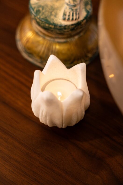 Sweta Padma Deepakam — Lotus Diyas in Carved Marble Purity