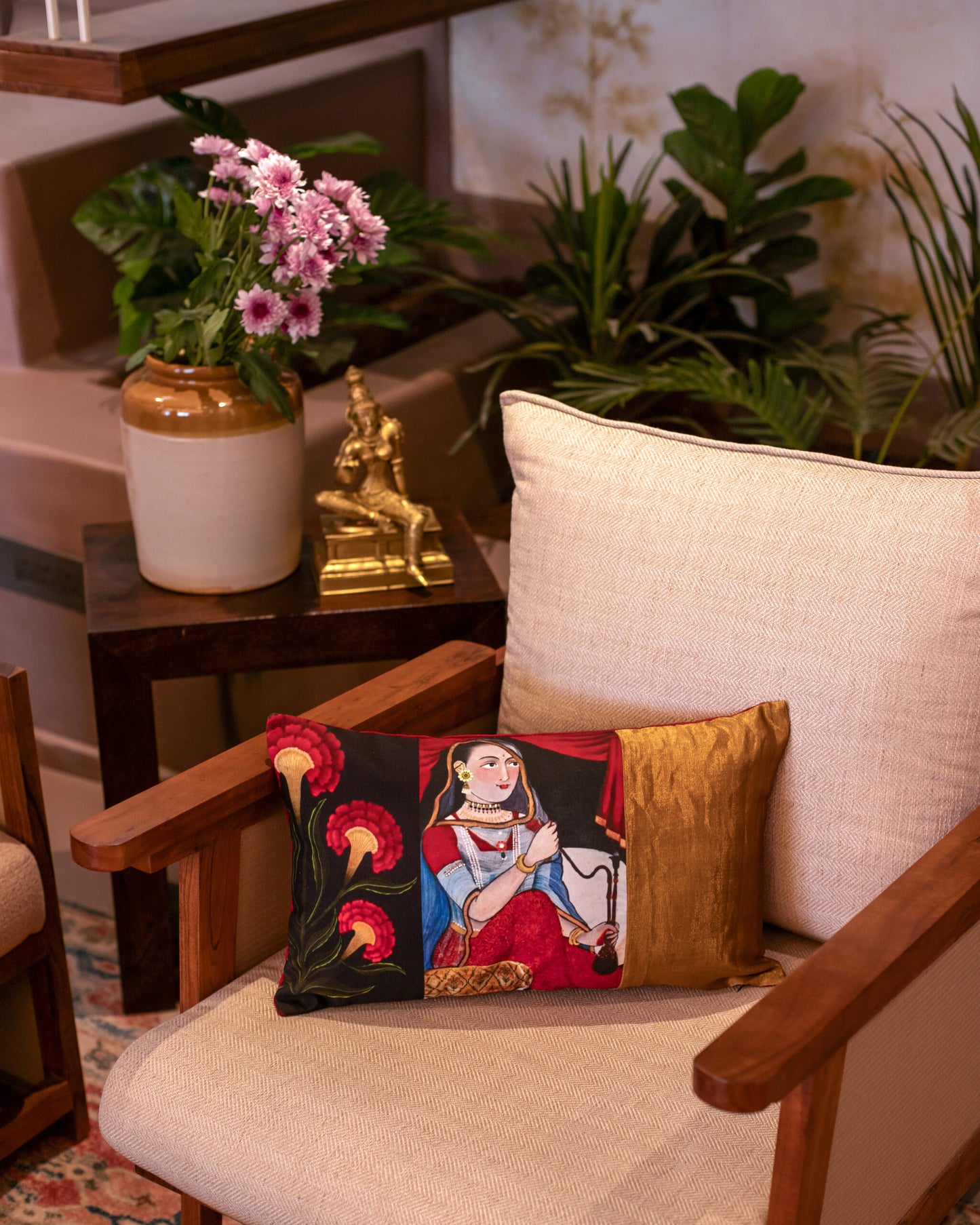 Naikas Elegance – A Touch of Royalty for Your Home