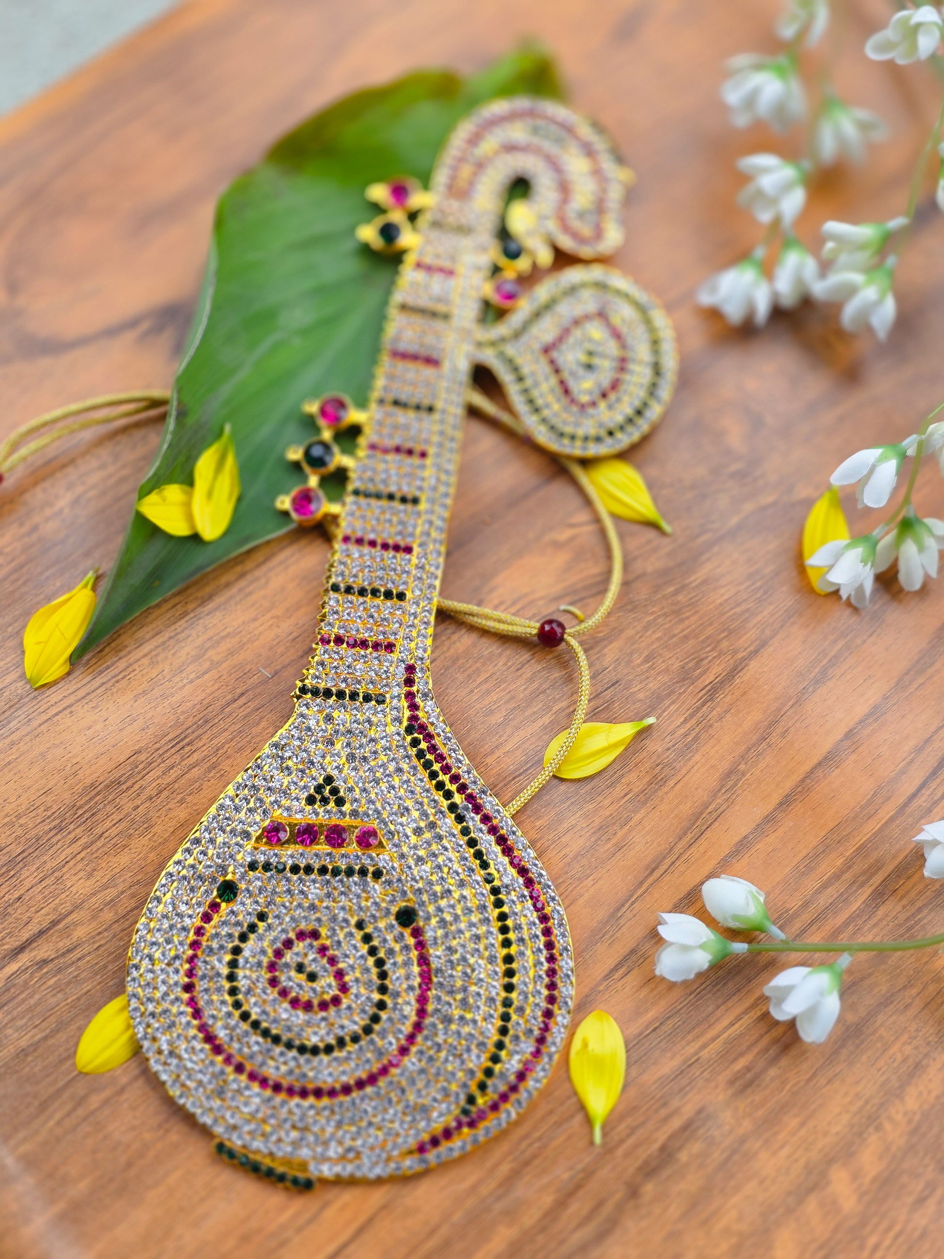 Veena Pattern Ratna Veena – Rhinestone-Embellished Decorative Veena – Old World Tales