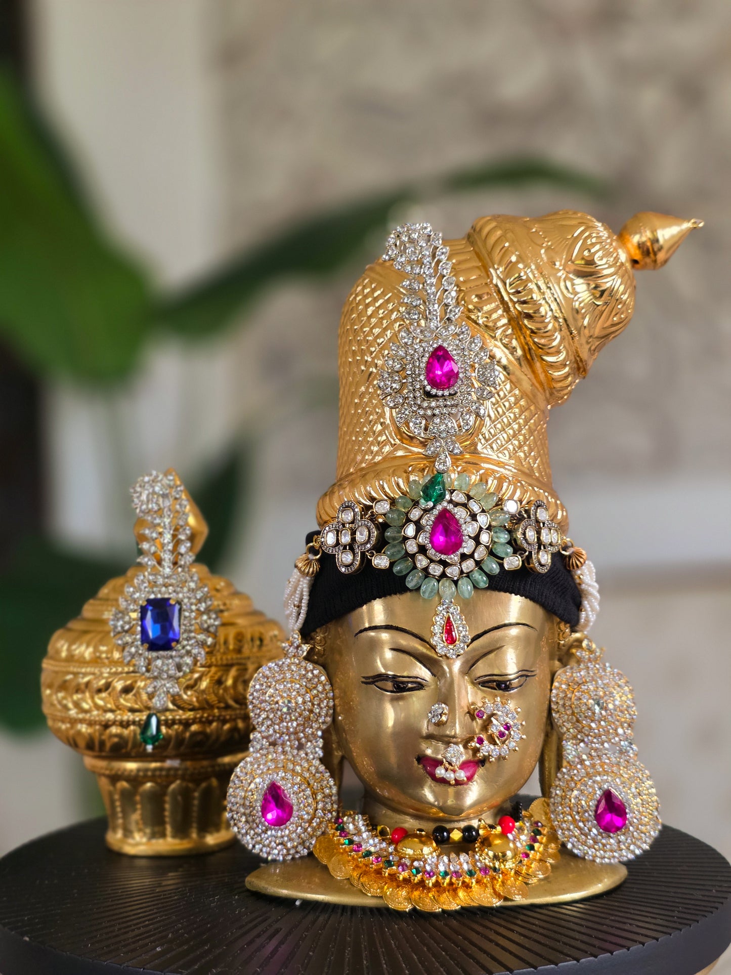 Padmaraaga Mukutam