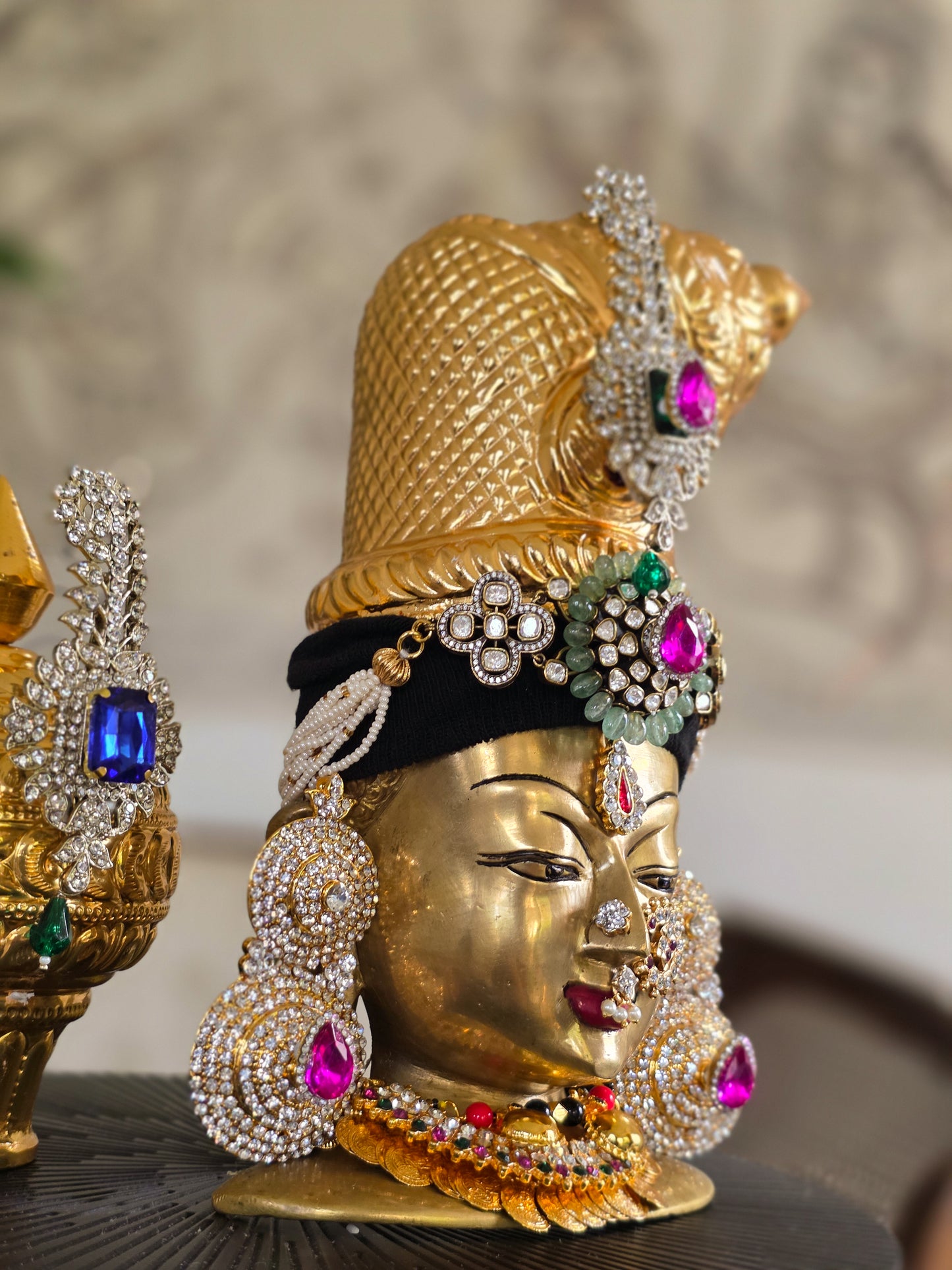 Padmaraaga Mukutam