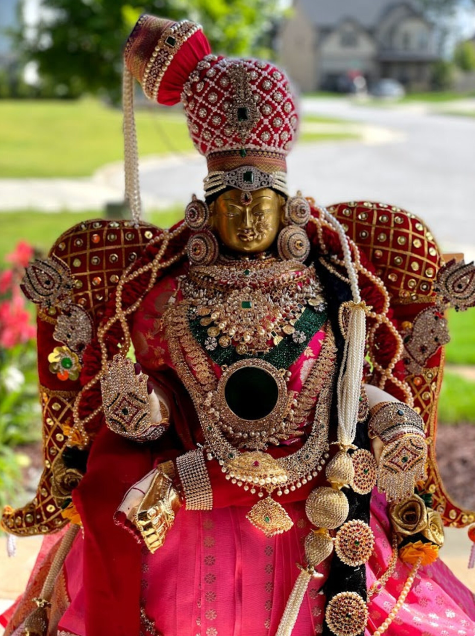 Mutyam Kiritam – Pearl Crown for Deity Alankaram