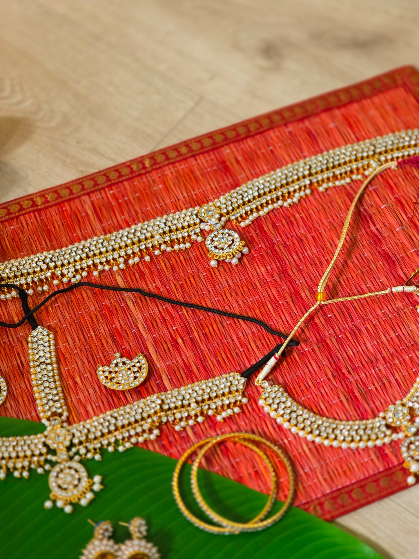 Ammavaru Pearl jwellery set - 17pc set