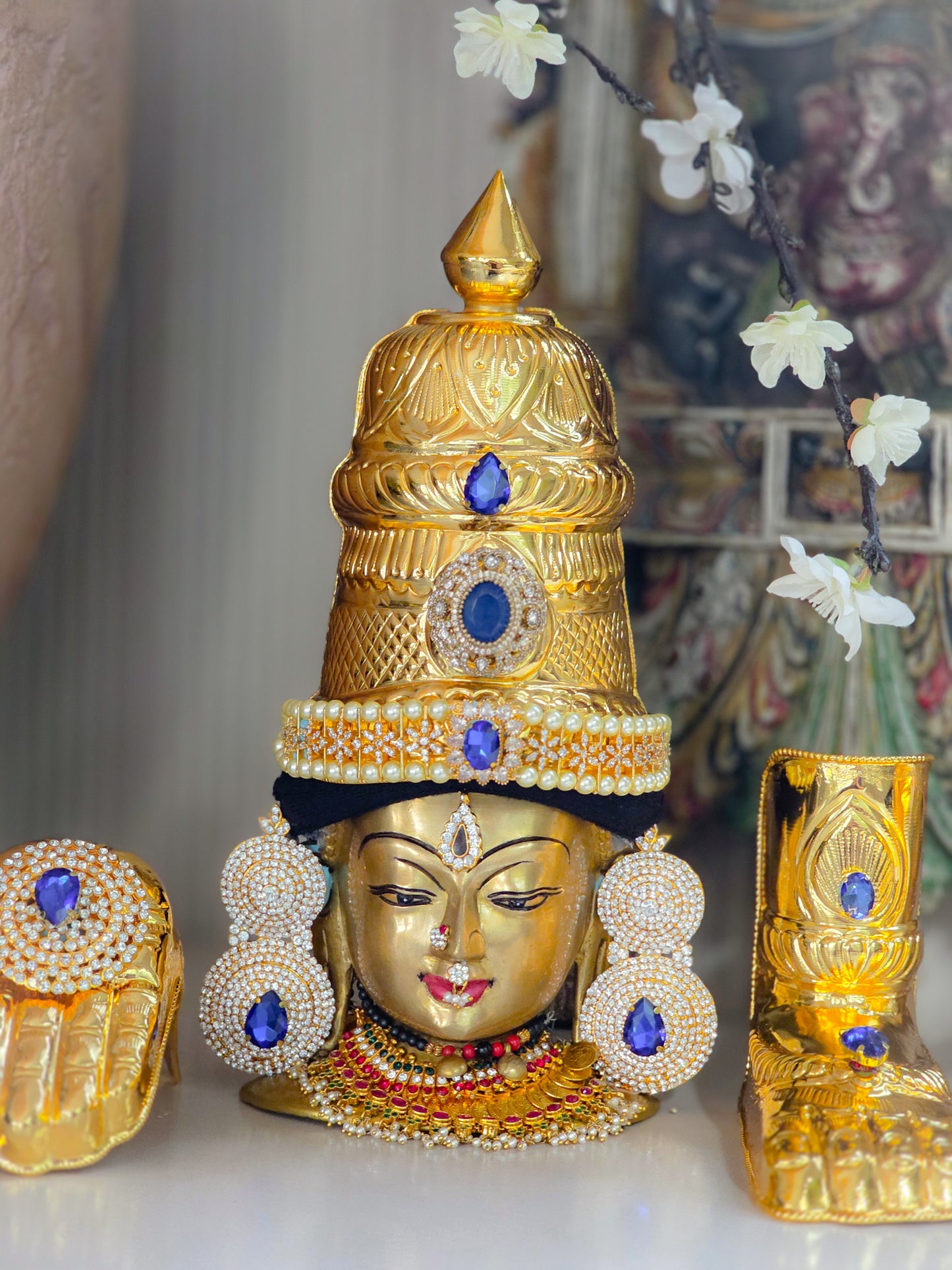 Swarna Neelam - Ratna Bindu Collection