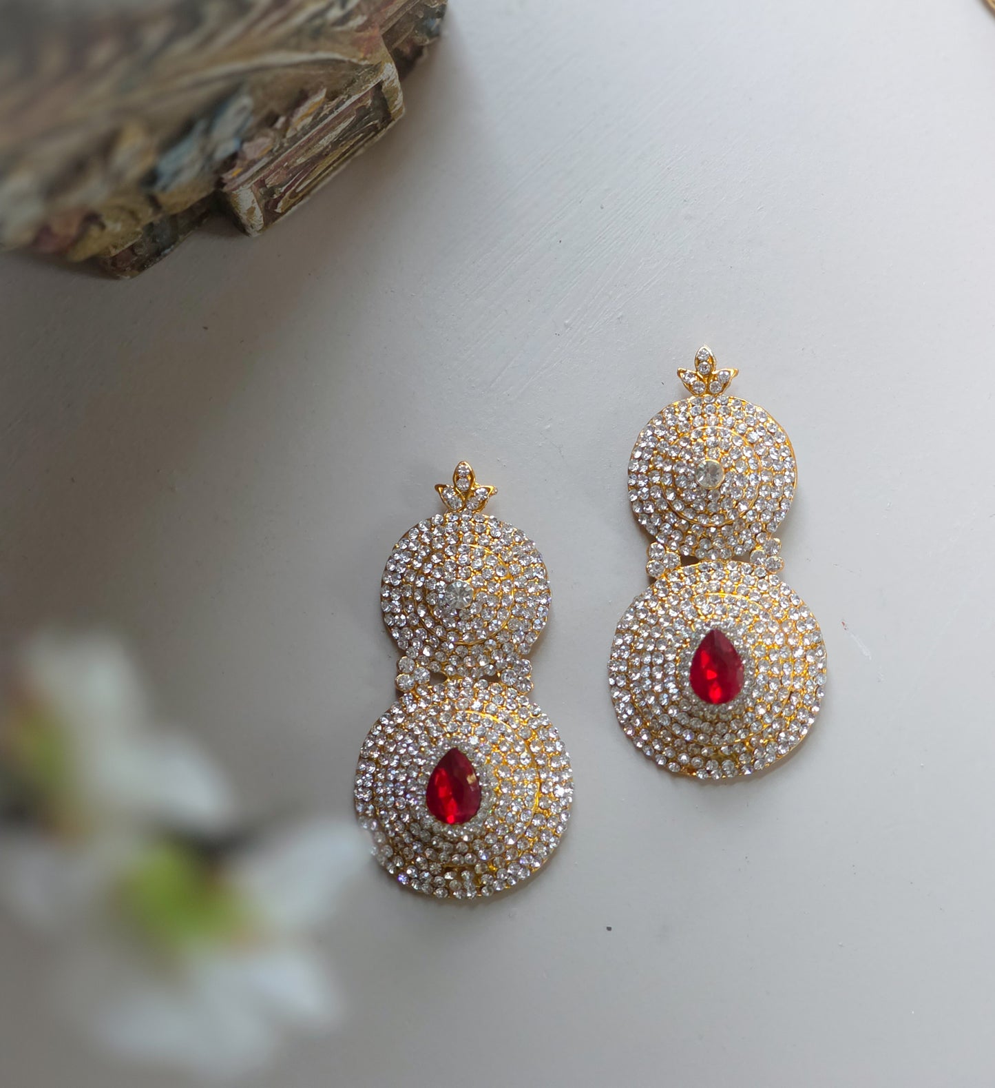 Ratna Bindu Kundalam - Stone earrings
